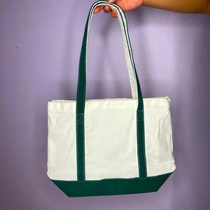 GREEN AND WHITE TOTE BAG